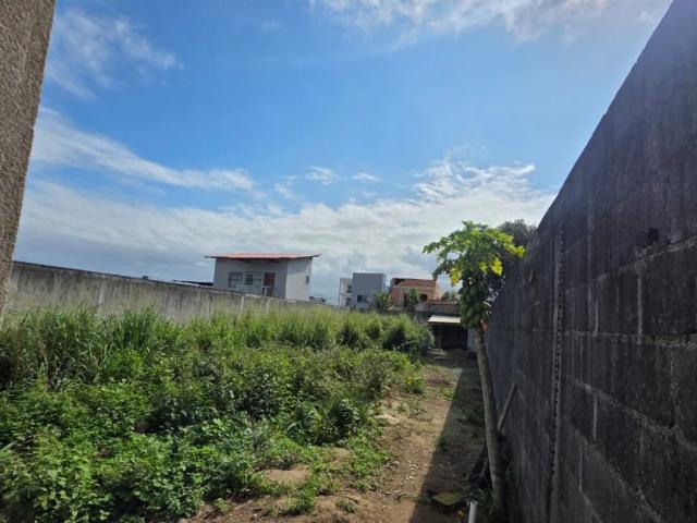 Terreno / Lote para Venda em Serra/ES Praia de Capuba