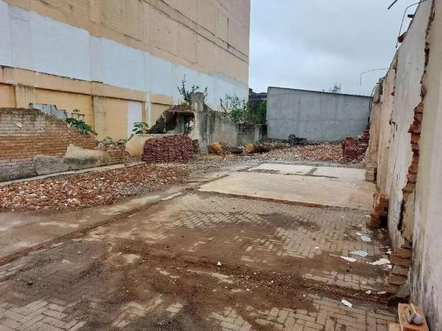 Terreno / Lote para Venda em Suzano/SP Vila Costa
