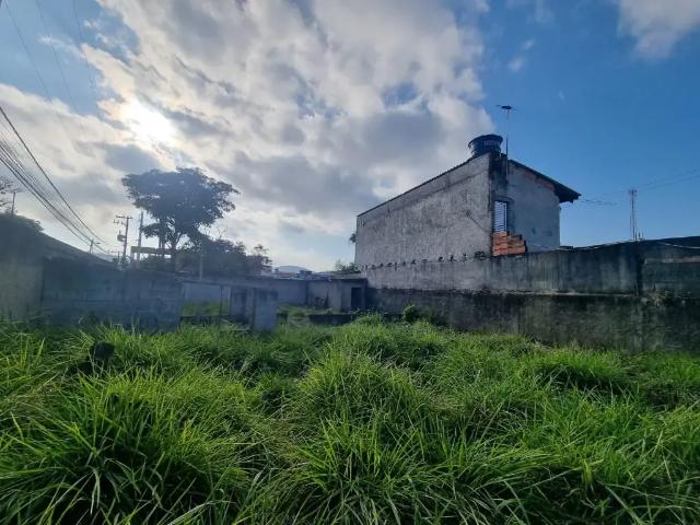 Terreno / Lote para Venda em Suzano/SP Vila Real Santista