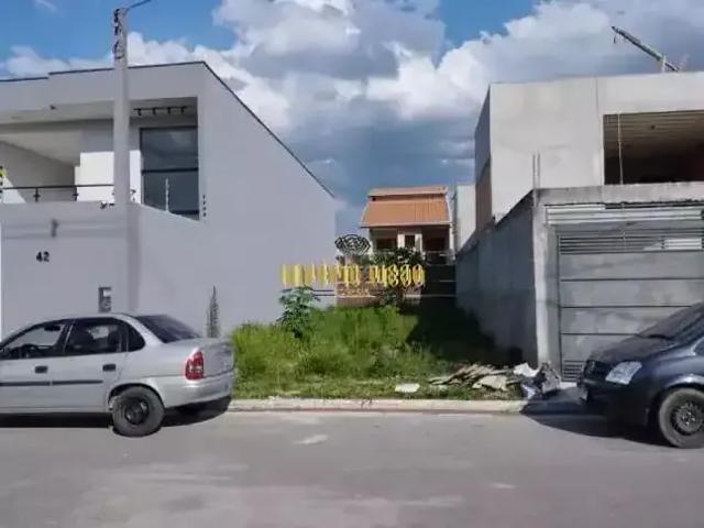 Terreno / Lote para Venda em Suzano/SP Jardim Quaresmeira II