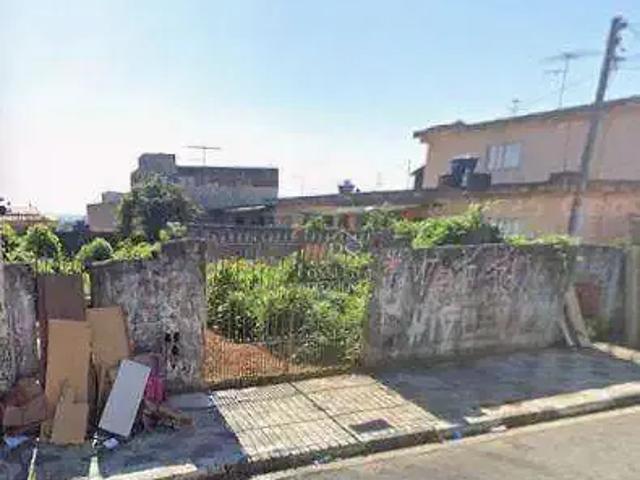 Terreno / Lote para Venda em Suzano/SP Parque do Colégio