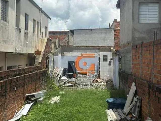 Terreno / Lote para Venda em Suzano/SP Parque Maria Helena