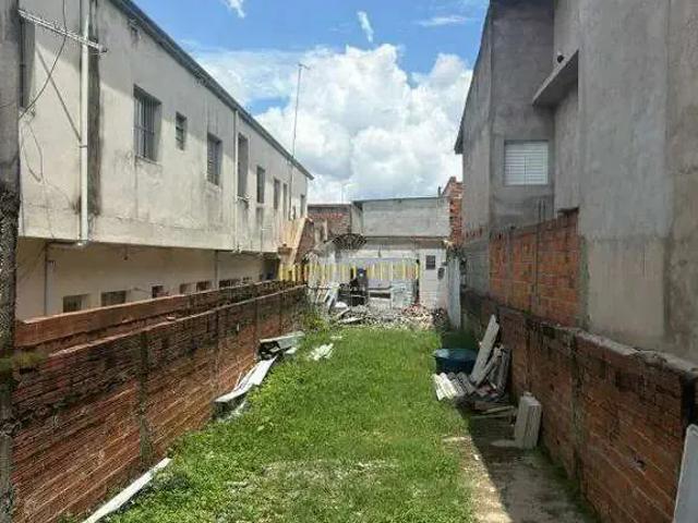 Terreno / Lote para Venda em Suzano/SP Parque Maria Helena