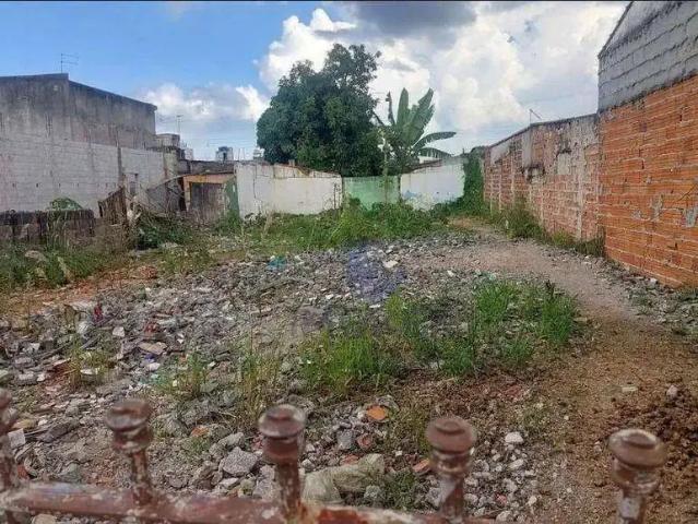 Terreno / Lote para Venda em Suzano/SP Parque Maria Helena
