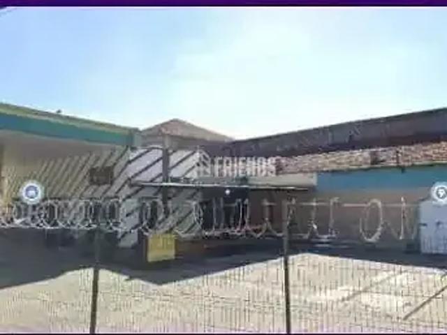 Terreno / Lote para Locação em Guarulhos/SP Jardim Vila Galvão
