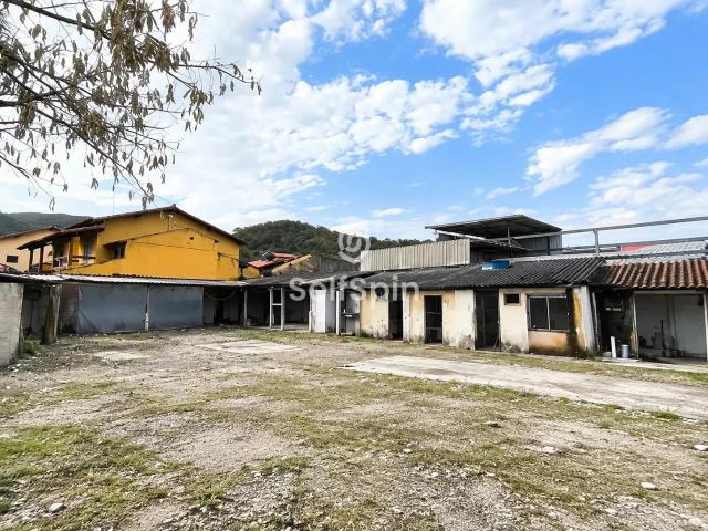 Terreno / Lote para Locação em Niterói/RJ Itaipu