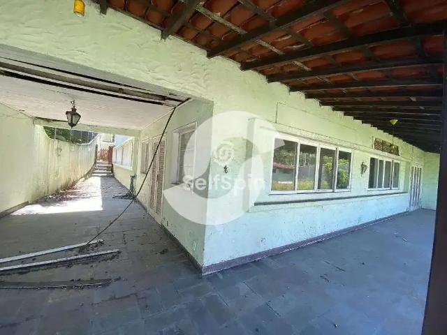 Terreno / Lote para Locação em Niterói/RJ Piratininga