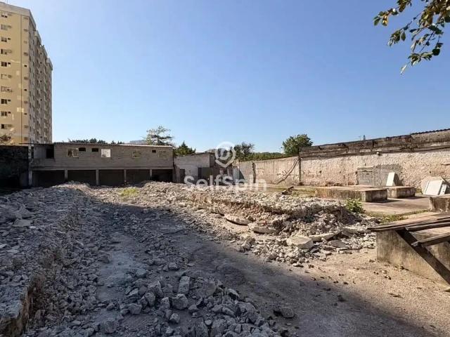 Terreno / Lote para Locação em São Gonçalo/RJ Maria Paula