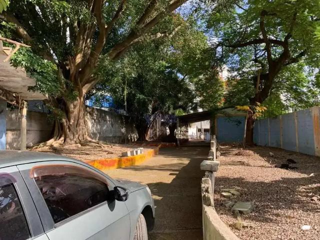 Terreno / Lote para Locação em São José dos Campos/SP Jardim Oswaldo Cruz