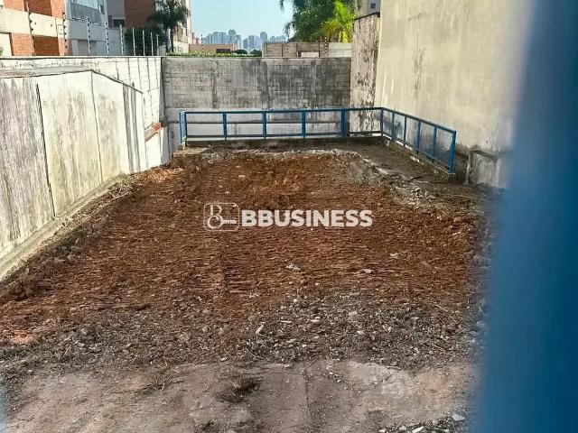 Terreno / Lote para Locação em São Paulo/SP Vila Gumercindo