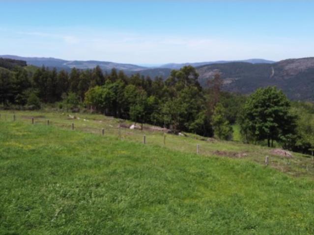 Terreno p/ construção