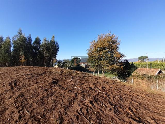 Terreno p/ construção