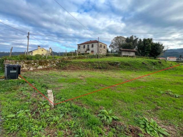 Terreno p/ construção