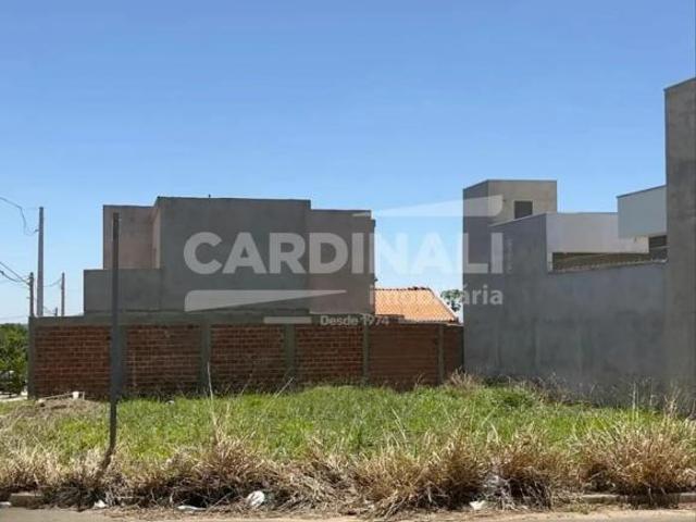 Terreno Padrão em São Carlos
