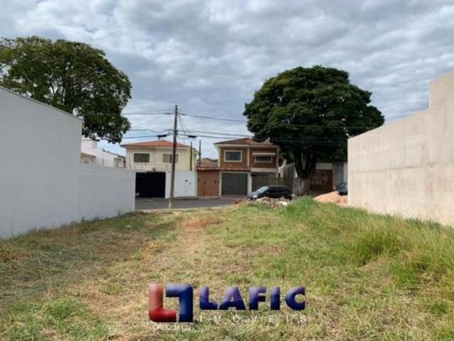 Terreno Padrão em São Carlos