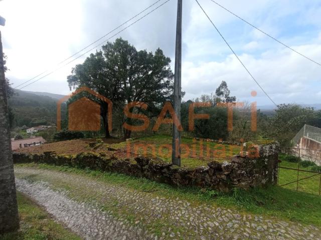 TERRENO PARA CONSTRUÇAO
