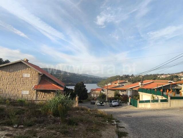 Terreno para Construção / Marco de Canaveses, Alpendorada, Várzea e Torrão