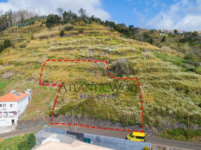 Terreno para construção na Calheta