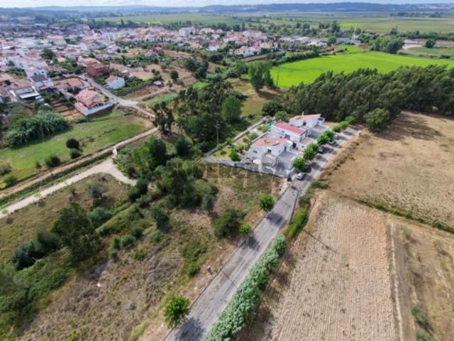 Terreno para construção na Granja do Ulmeiro Lote 37
