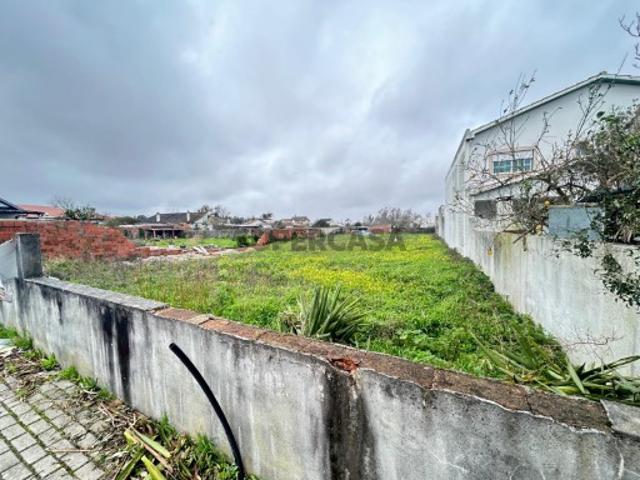 TERRENO PARA CONSTRUÇÃO NA PEDRULHEIRA