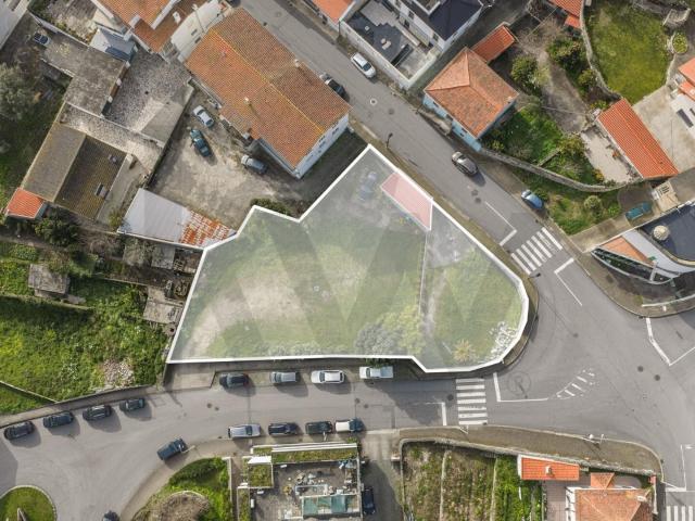 Terreno para construção no centro de Vila Praia de Âncora
