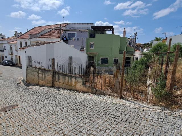 Terreno para construção no centro de Algoz