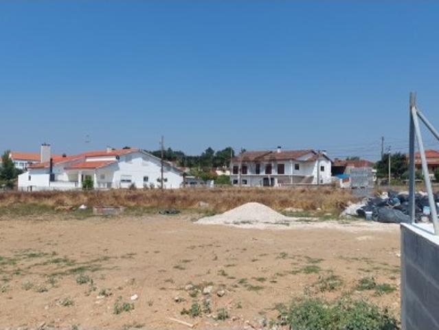 Terreno para construção nos Pinheiros Leiria