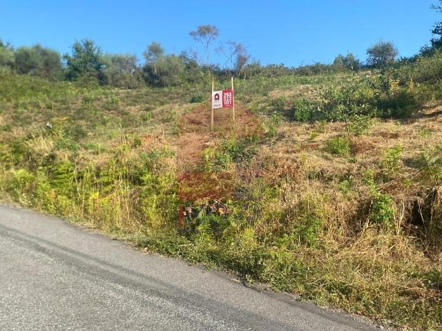 Terreno para construção, Atães