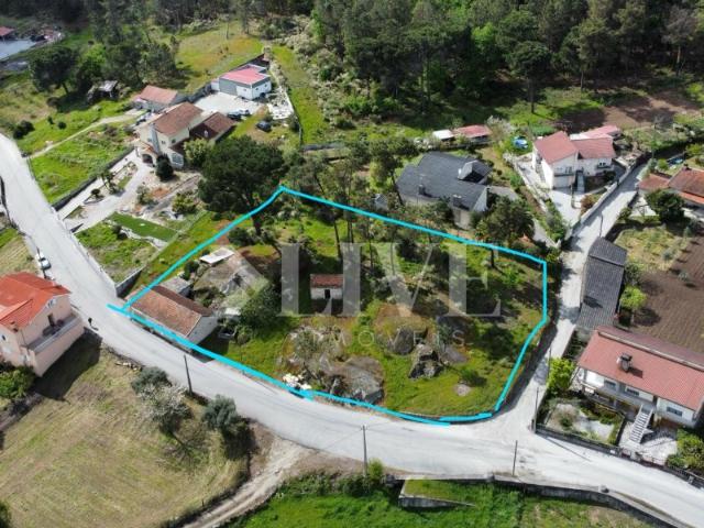 Terreno para construção de até 4 moradias em S. João de Lourosa Teivas Viseu
