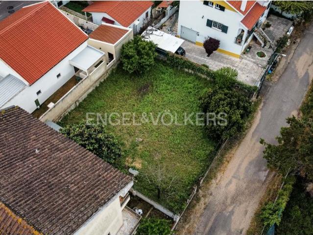 Terreno para Construção a Poucos Minutos do Mar