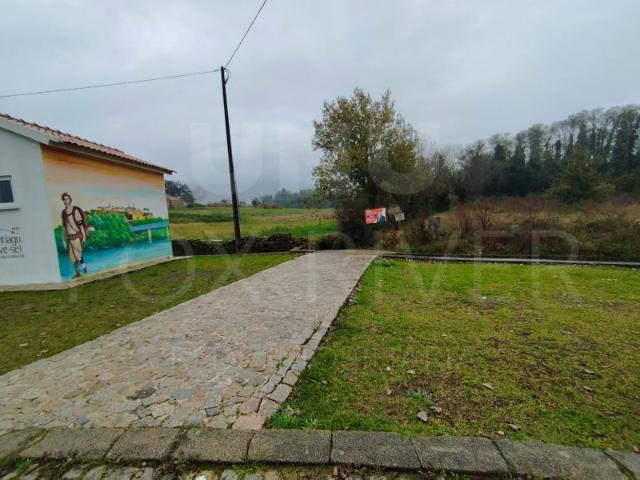 Terreno para Construção Arão, Valença