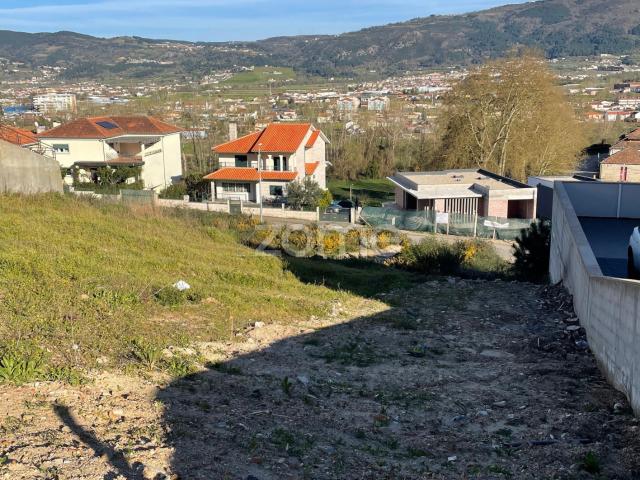Terreno para Construção com 602 m² – Alto da Forca, Chaves