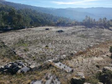 Terreno para construção com 9.638 m2 em Aboadela, Amarante