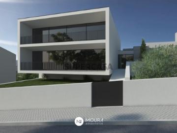 Terreno para construção com 1230 m2 em Candoso S. Tiago, Guimarães