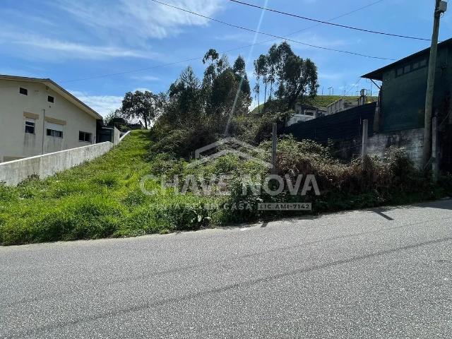 Terreno para Construção com 1.440 m²