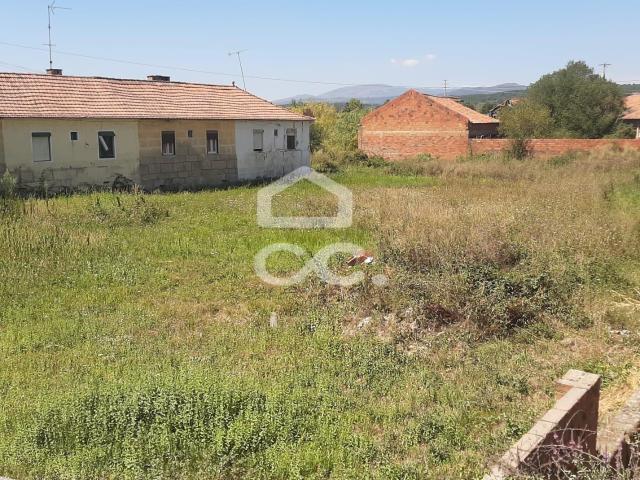 Terreno para construção com 2008m² na periferia da cidade