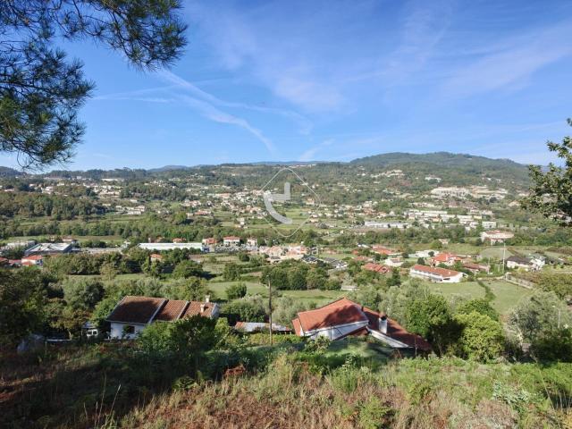 TERRENO PARA CONSTRUÇÃO COM 2.000 m² | PAÇÔ, ARCOS DE VALDEVEZ
