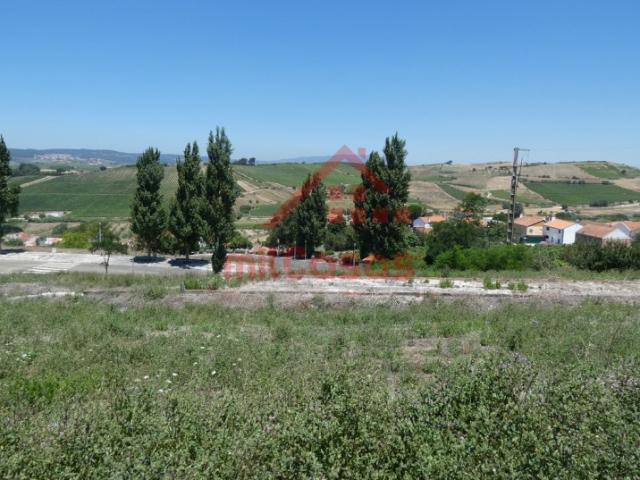 Terreno para Construção com 360 m²