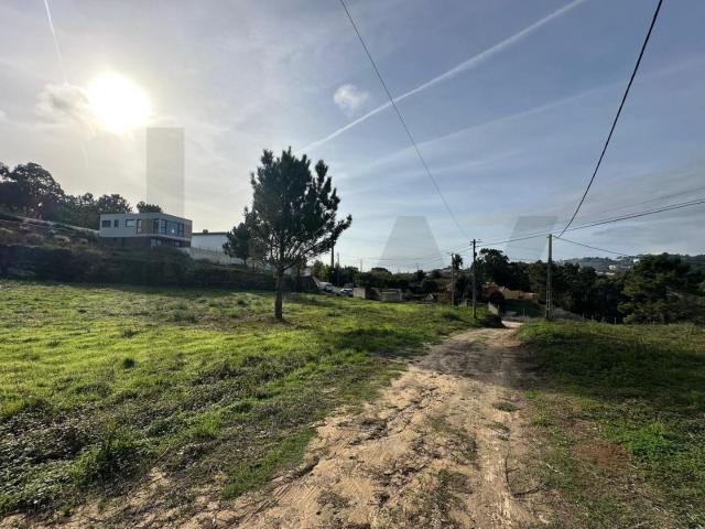 Terreno para Construção com 3.035 m² em Mafra
