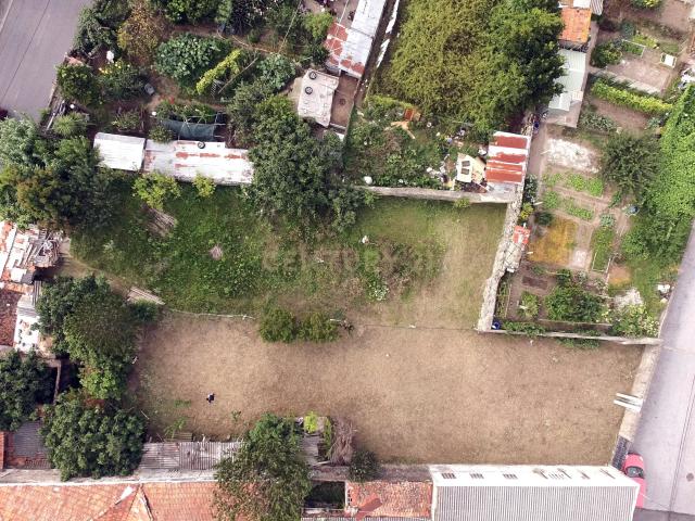 Terreno Para Construção com viabilidade de construção: 2 Edifícios de RÉS DO CHÃO + 2 ANDARES