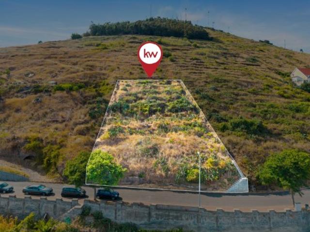 Terreno para construção com vista mar na Mãe de Deus