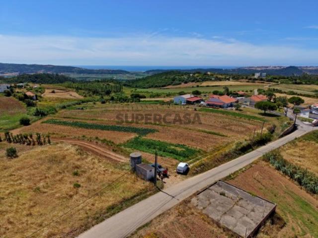 Terreno para construção com vista panorâmica para Campo e Mar