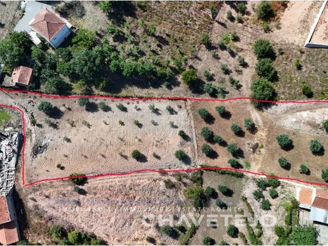 Terreno para construção com duas possibilidades e dois acessos