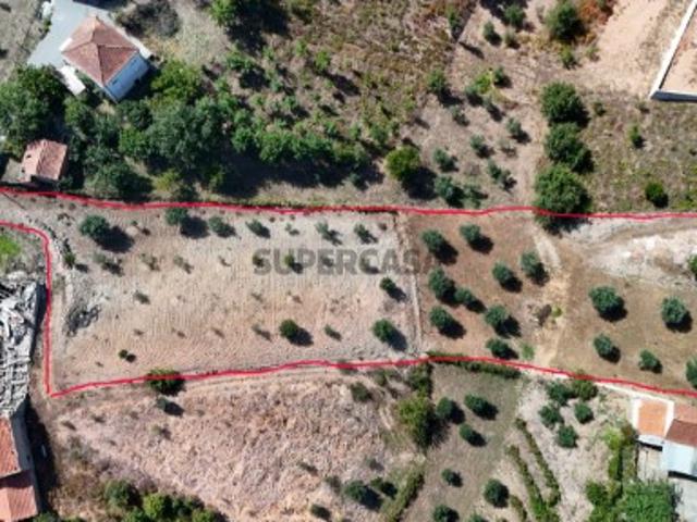 Terreno para construção com duas possibilidades e dois acessos