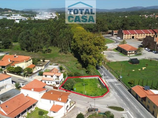 Terreno para construção com projecto aprovado