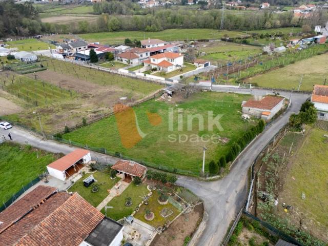 Terreno para construção com projeto aprovado | Cabanelas Vila Verde
