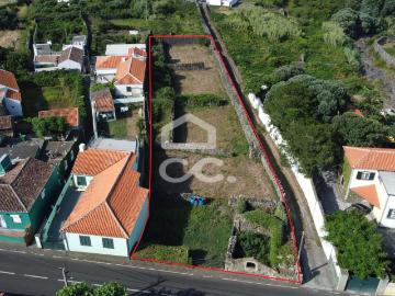 Terreno para Construção com Ruína – Pesqueiro, São Bartolomeu