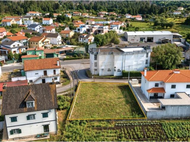 Terreno para Construção | Correlhã Ponte de Lima