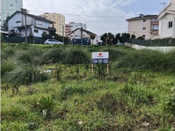Terreno para construção de moradia Azurva