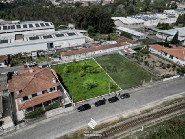 Terreno para Construção de moradia em Paços de Brandão